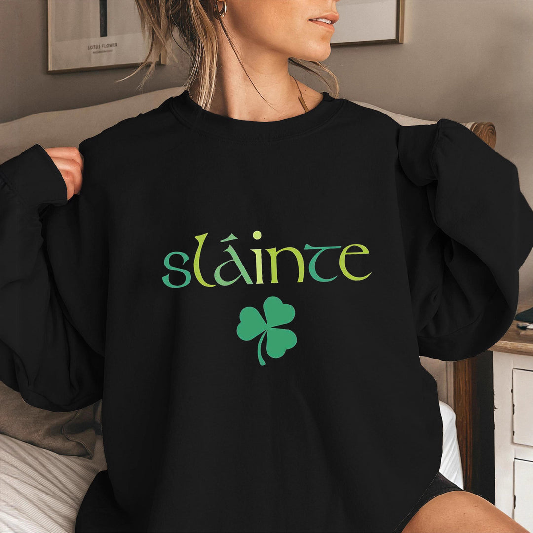 Kvinders sweatshirt med voluminøse ærmer og motiverende design Stilla