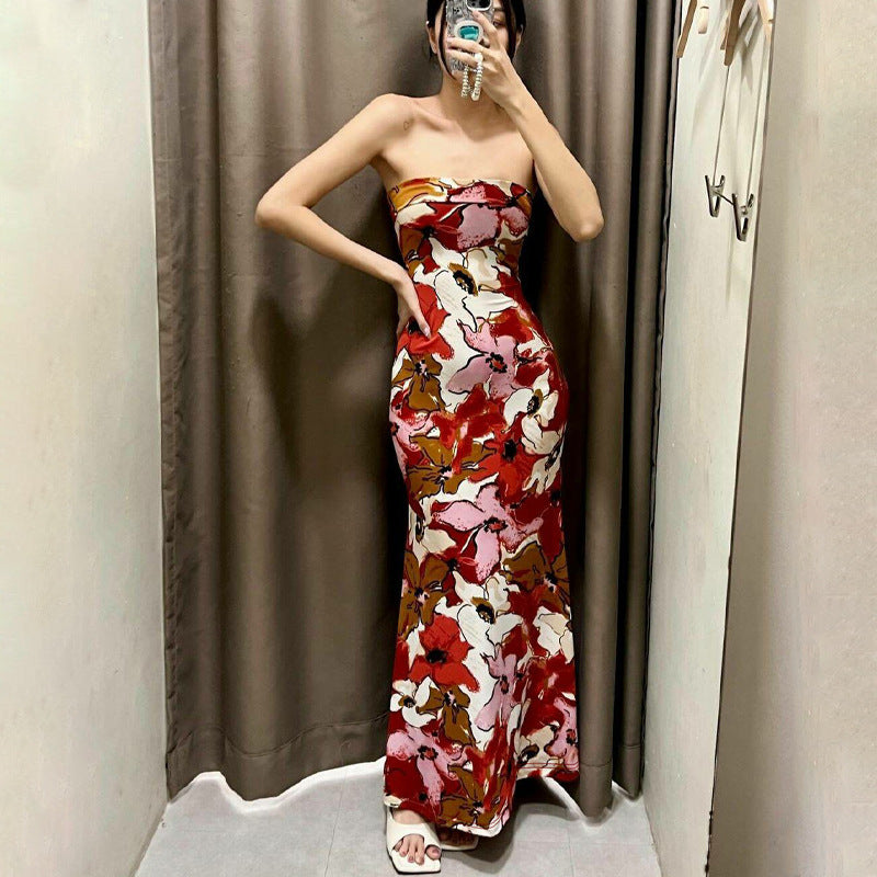 Dame Floral Maxi-Kjole med stropløs design og figursyende snit Stilla