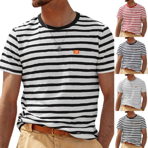 Herrer nan afslappet stribet bomulds-jersey T-shirt med rund hals og diskret logo-patch Skovae