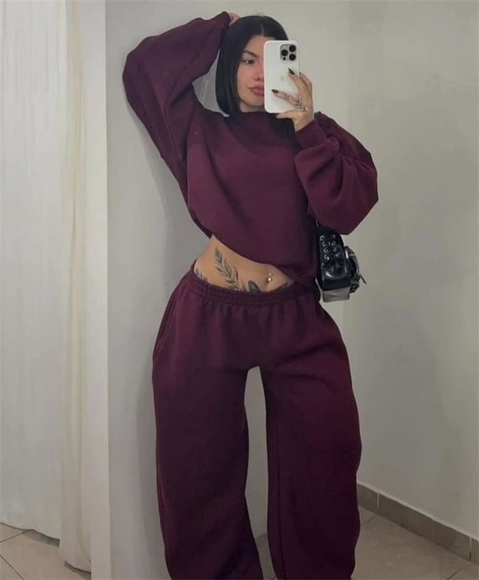 Kvinders afslappede sweatshirt og joggebukser sæt med cropped top og bred ben Skovae