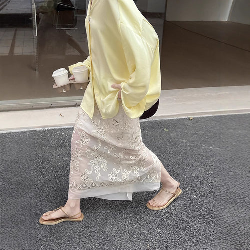Dame elegant, broderet Midi-nederdel med fine detaljer Stilla