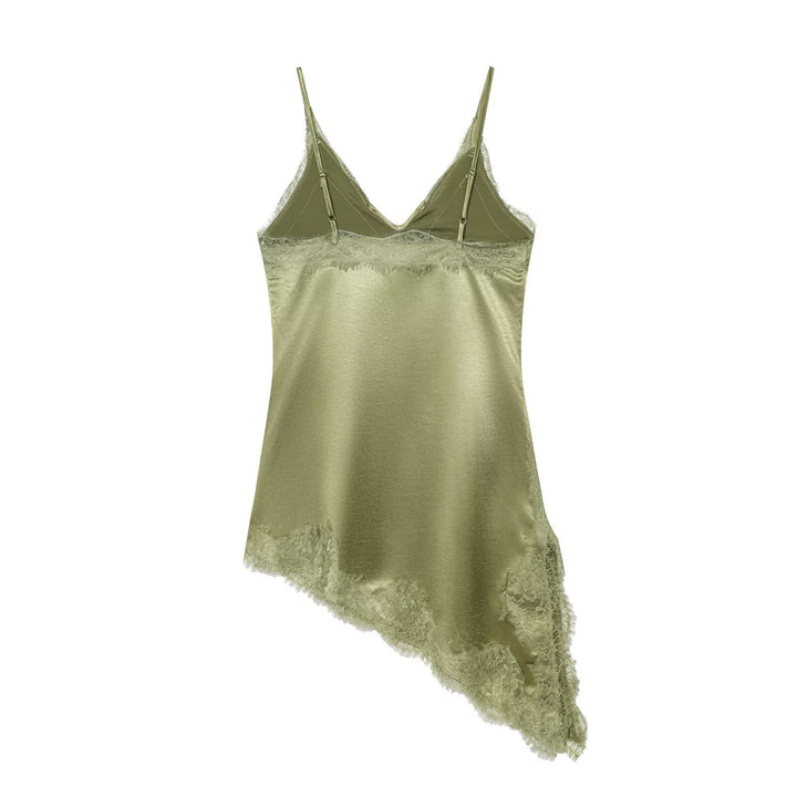 Dame blonde top med asymmetrisk kant og justerbare stropper Skovae