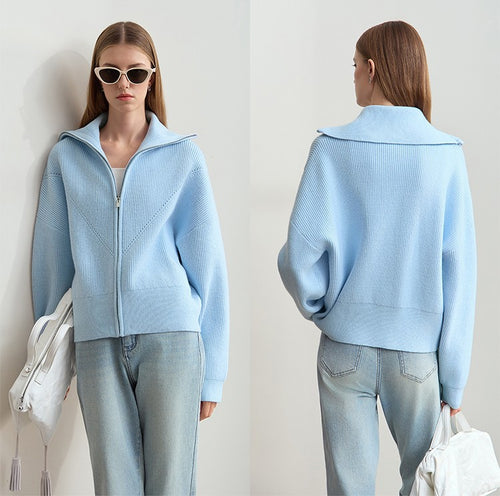 Kvindernes cropped cardigan med praktisk hætte og moderne lynlås Stilla
