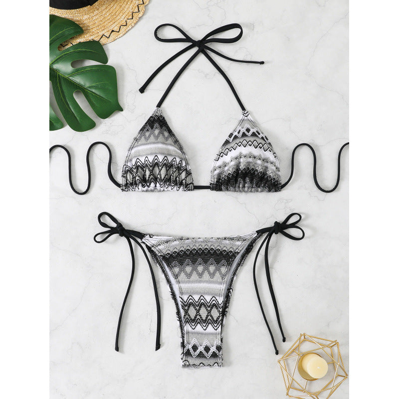 Dame Triangel-Bikini i Boho-stil med legende bindebånd Stilla
