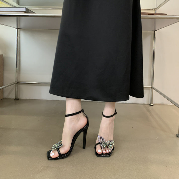 Dame højhælede sandaler med elegant sommerfugledesign Stilla