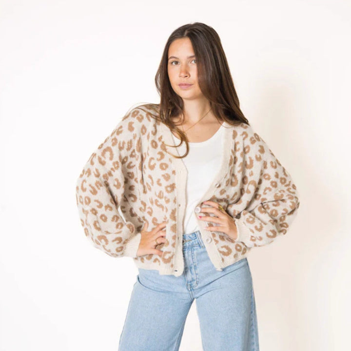 Dame cardigan med leopardmønster og åben struktur design Stilla