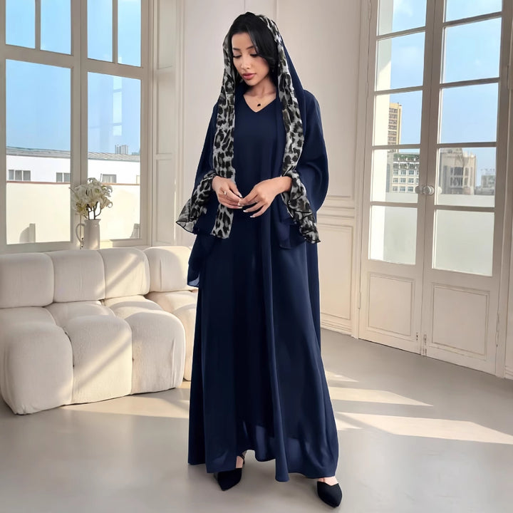 Dame Abaya med elegant snit og moderne detaljer Stilla