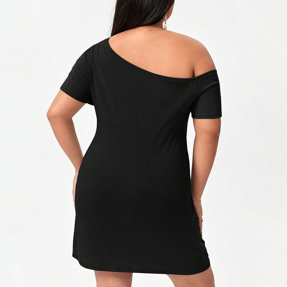 Dame asymmetrisk minikjole med twist-detalje Stilla