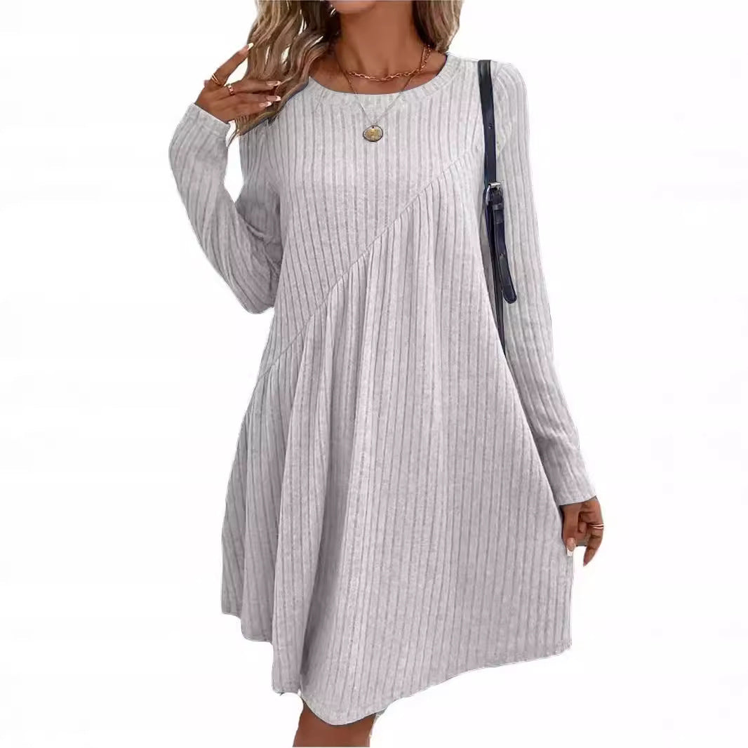 Dame longsleeve kjole med asymmetrisk snit og ribstruktur Stilla