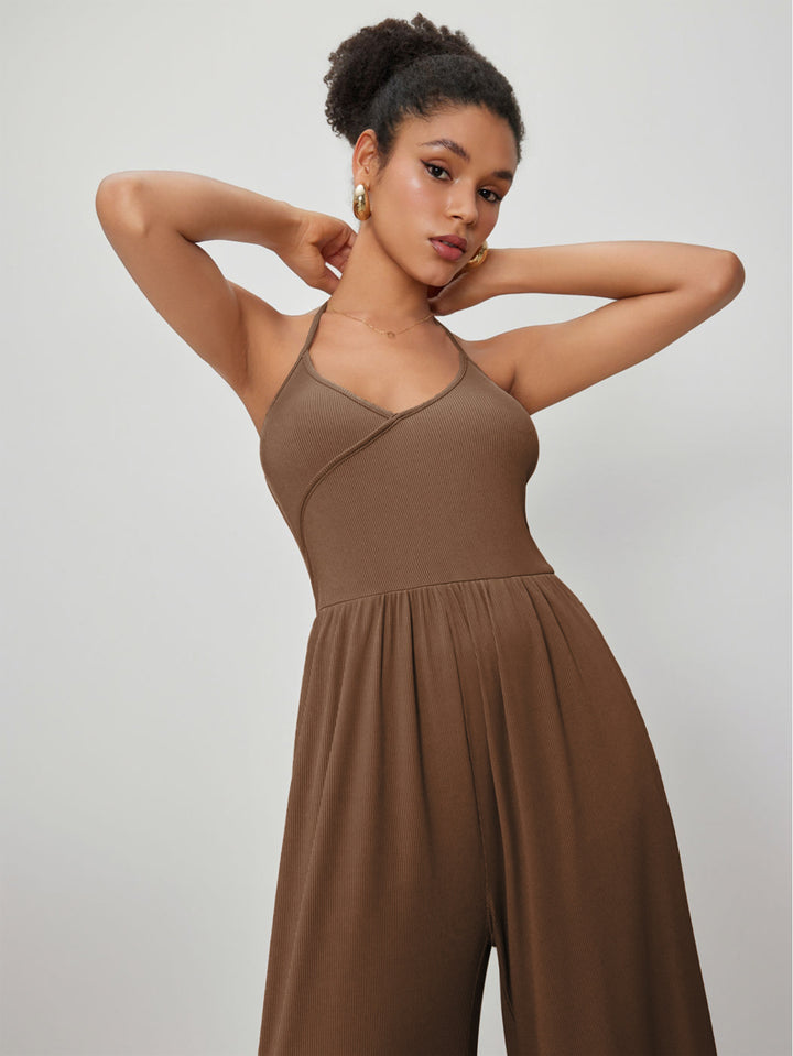Dame jumpsuit med elegant V-hals og løs pasform Stilla