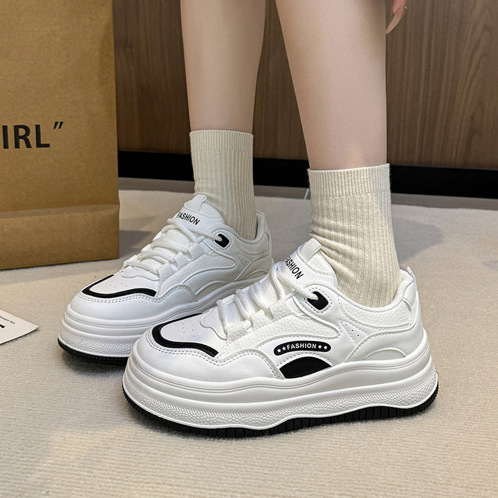 Dame sneakers i sporty design med dæmpende sål og åndbar overfladestruktur Stilla