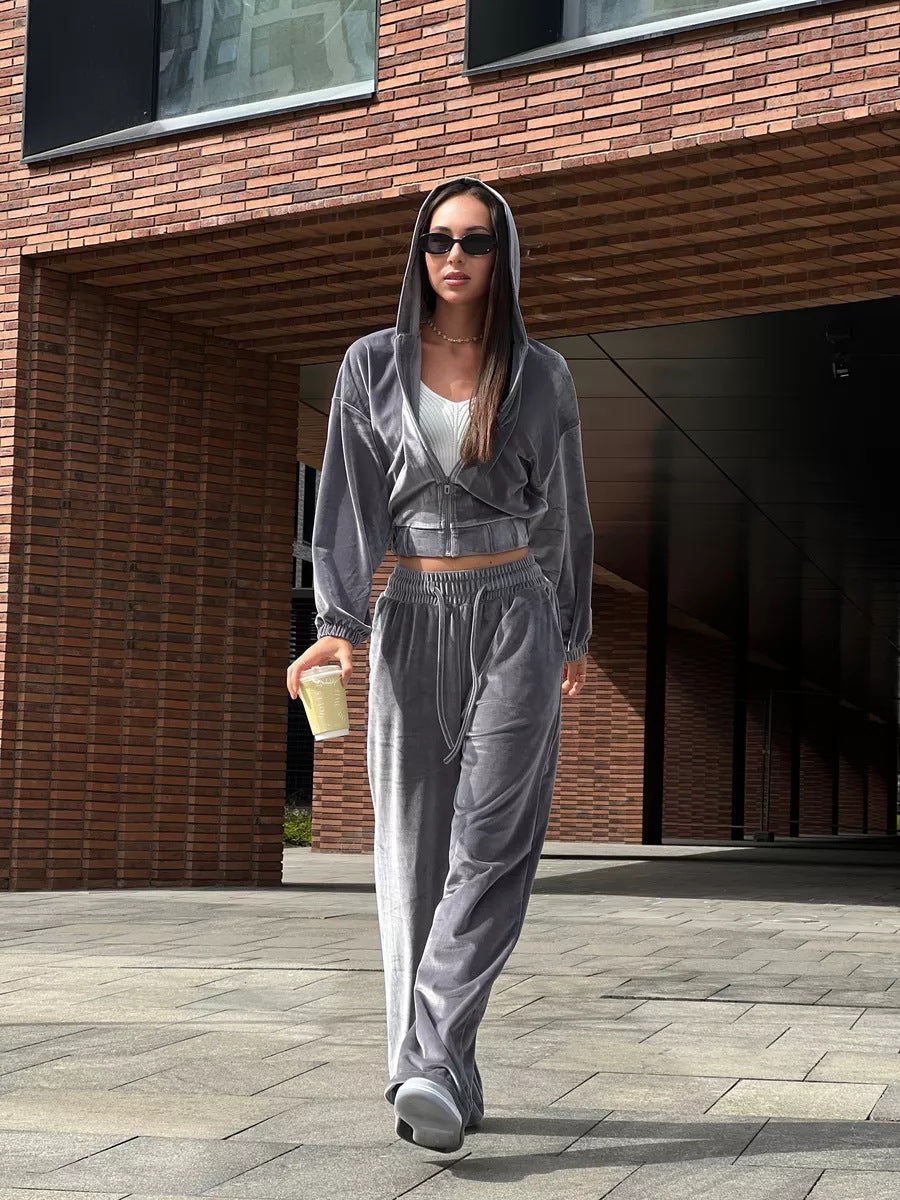 Kvinders velour tracksuit med høj talje og cropped jakke Skovae