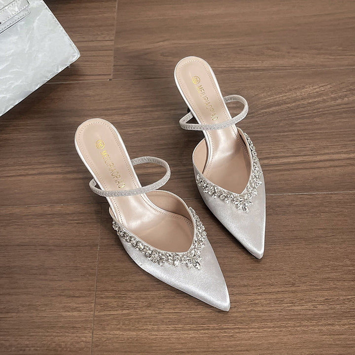 Dame Sling-pumps med funklende strasspynt og elegant form Stilla