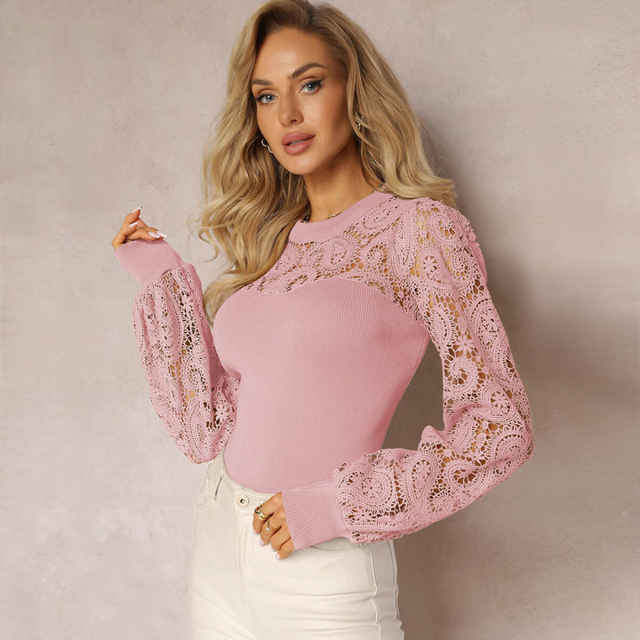Dame fin strikpullover med transparente spidsærmer og elegant rund halsudskæring Stilla
