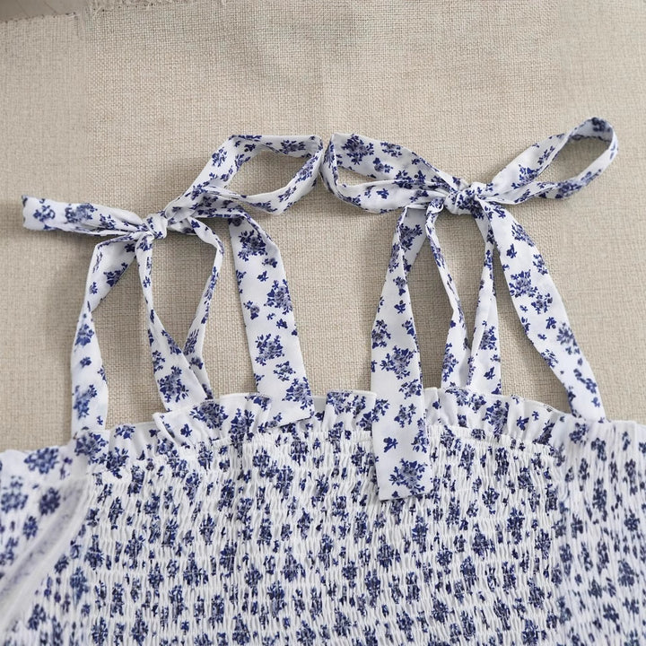 Dame smaragdgrøn bluse-shirts med delikat blomster mønster og flæsedetaljer Stilla