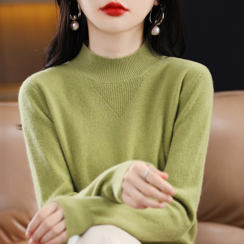 Damernes fine sweater med høj krave og elegante detaljer Stilla