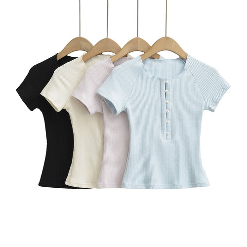 Dame kortærmet skjorte med elegant knapstolpe-design og blødt ribmateriale Stilla