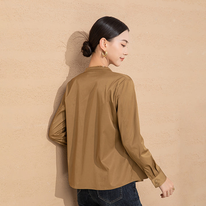 Dame bluse skjorte med elegant snit og talje Stilla