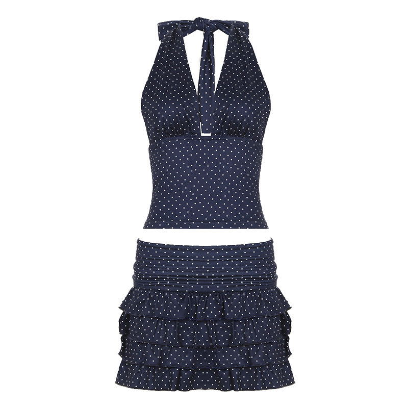 Damen Bikiniset mit verspielt rüschigem Rock und schicker Haltertop-Weste Skovae