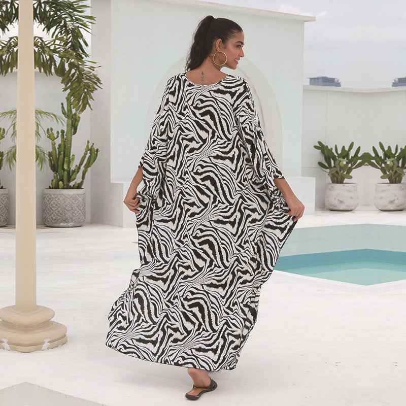 Dame Kaftan Kjole med elegant V-hals og vidt svajende ærmer Stilla