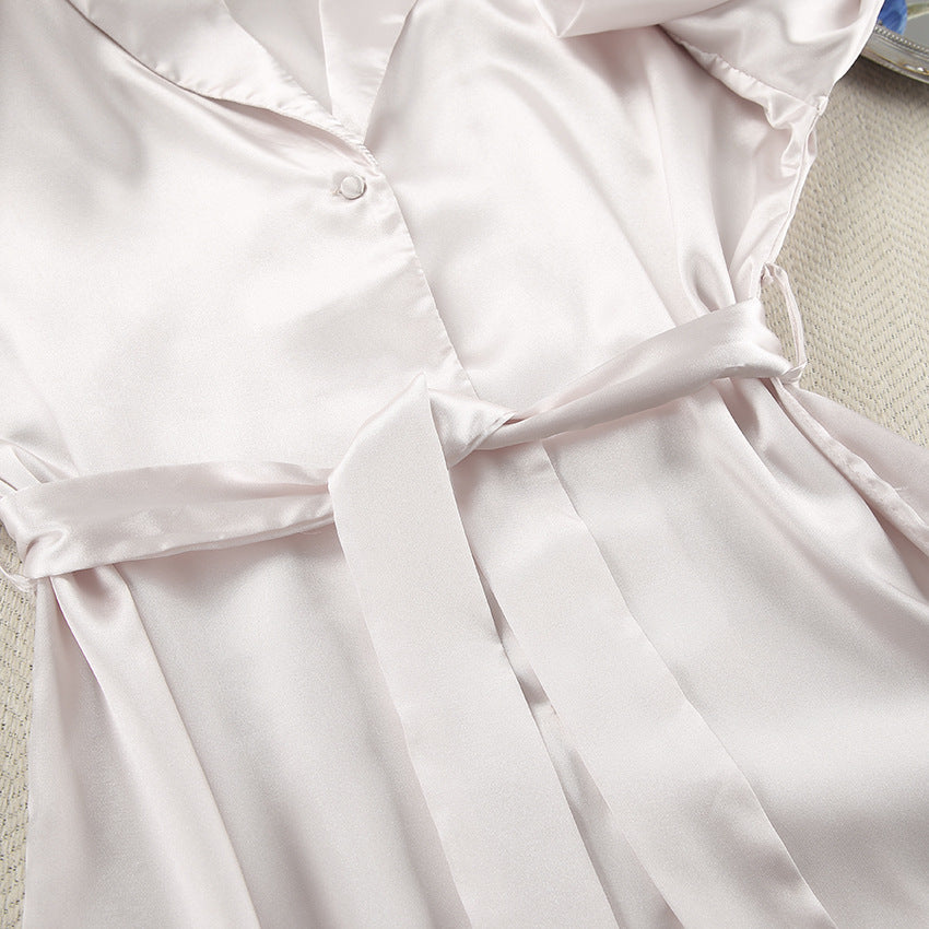 Dame Satin Pyjamas Sæt med elegante knapdetaljer og komfortabel pasform Stilla