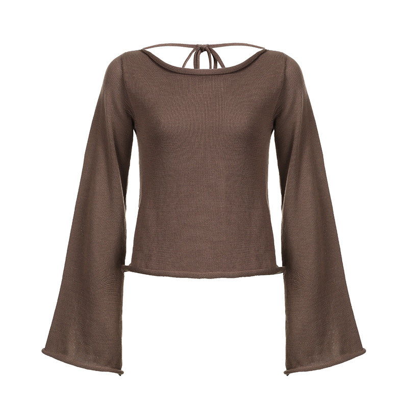Stilla | Strikket Sweater med Klokkeærmer og Blonde