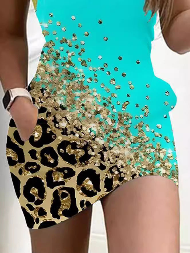 Damekjole med glitrende detaljer og leopardmønster Stilla