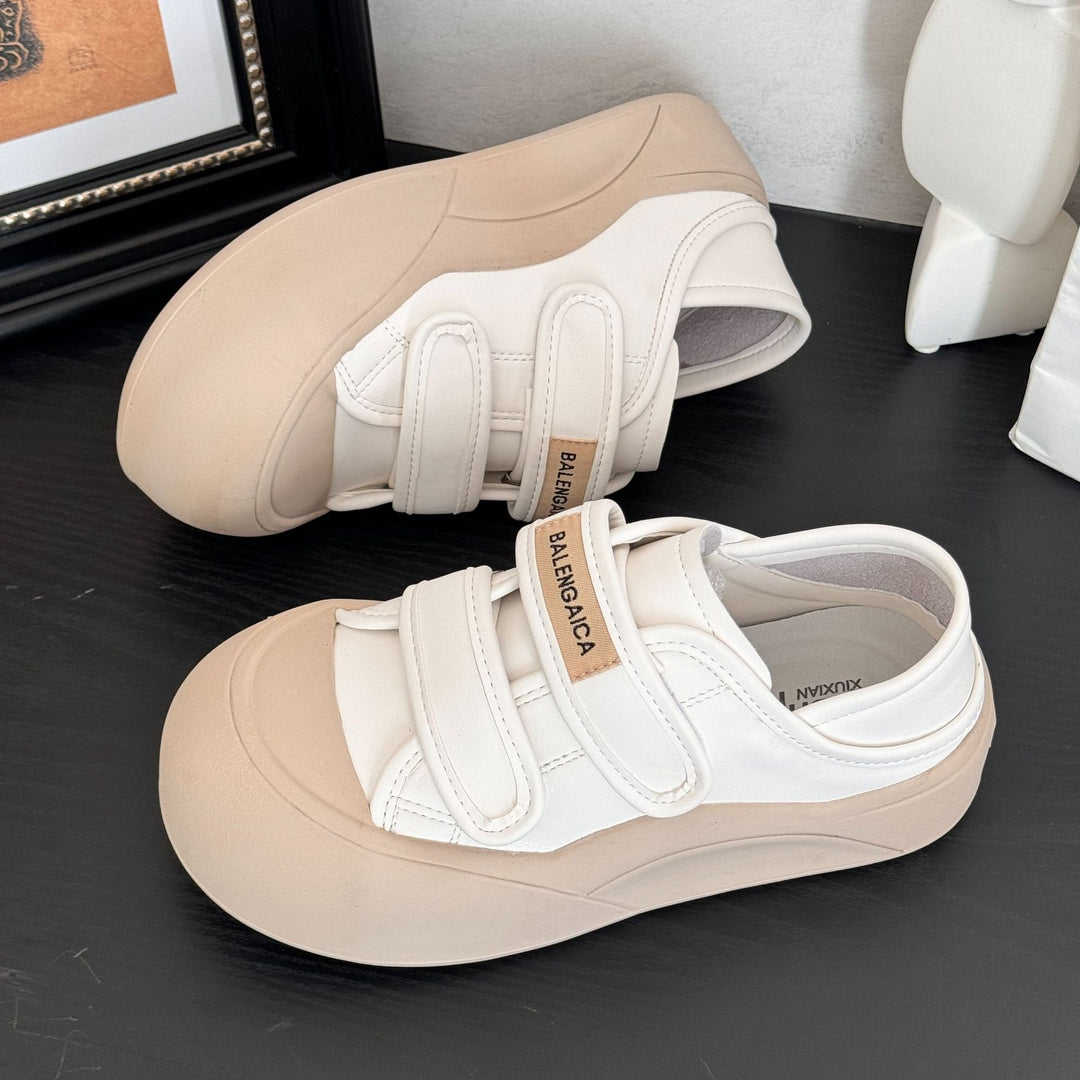 Dame Sneakers i stilfuldt design med velcro og komfortabel sål Stilla