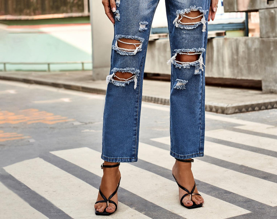 Dame Relaxed Fit Jeans med destroyed-elementer og høj talje Stilla