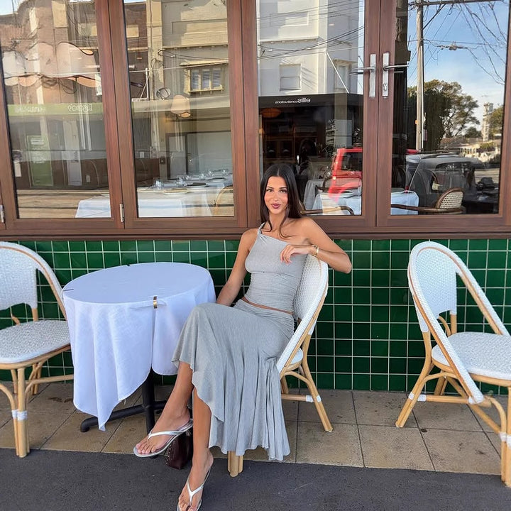 Dame Elegant One-Shoulder Kjole med flydende kant og rynkning Skovae