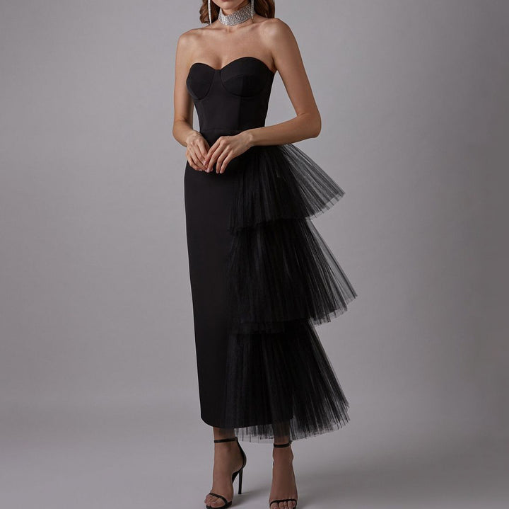 Dame Elegant Off-Shoulder Aftenkjole med Tyll-detaljer og tætsiddende snit Stilla