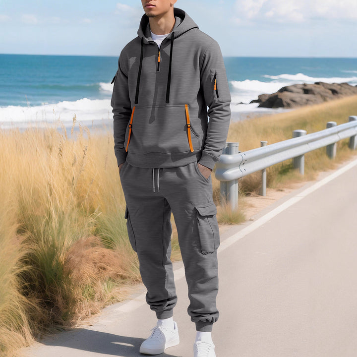 Herre casual halv-zip hoodie med kængurulomme og cargo joggerbuksen med lynlåsdetaljer Skovae