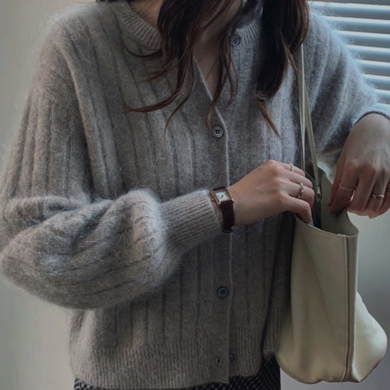 Damer fin strik cardigan med elegante knapdetaljer og blødt materiale Stilla