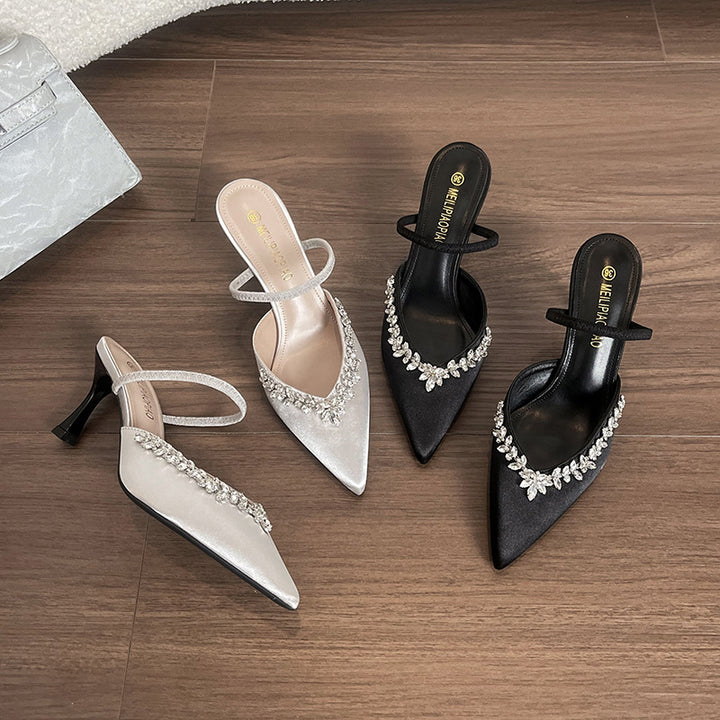 Dame Sling-pumps med funklende strasspynt og elegant form Stilla