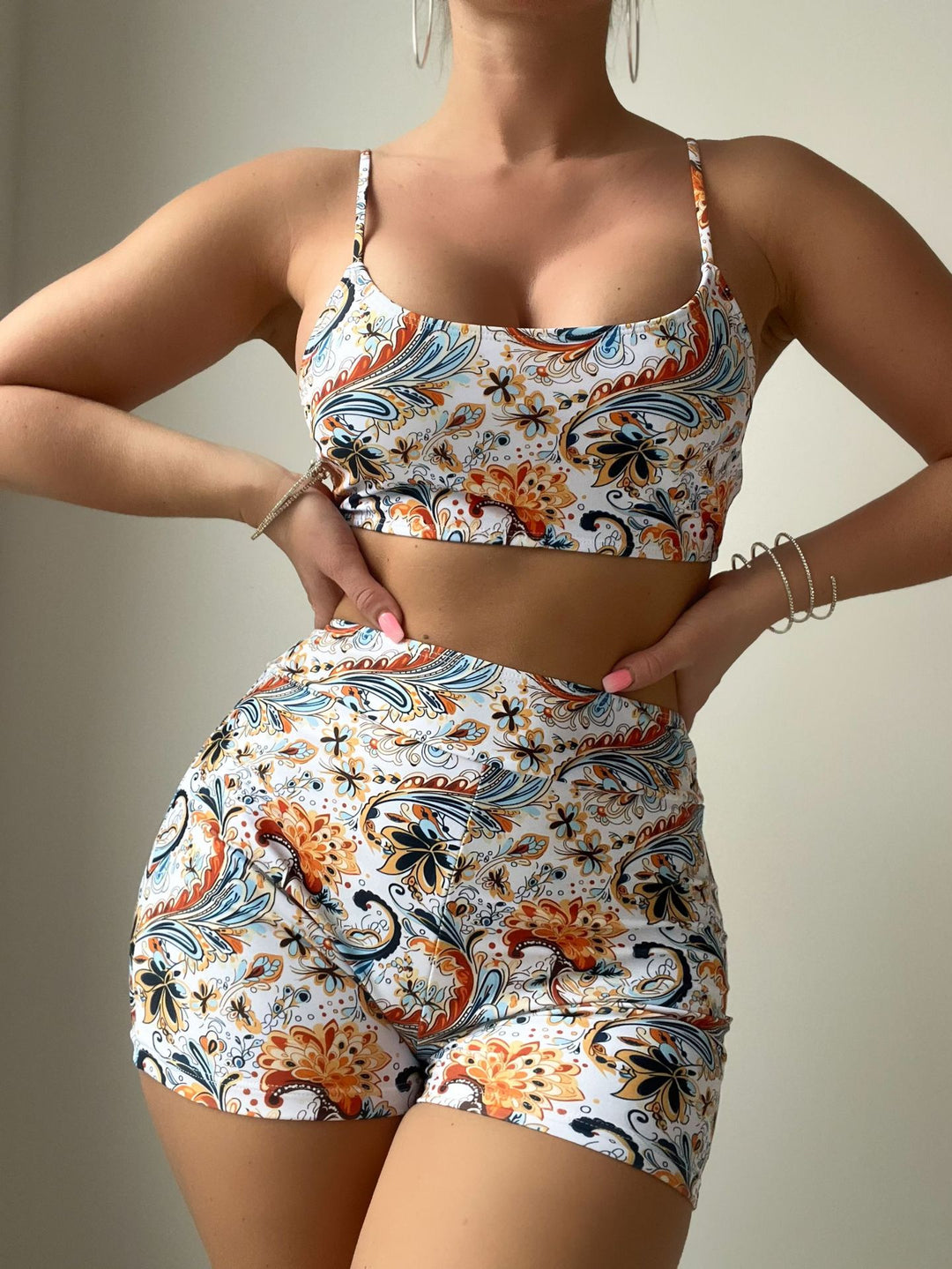 Dame Sporty Crop-Top og High-Waist Shorts Sæt Skovae