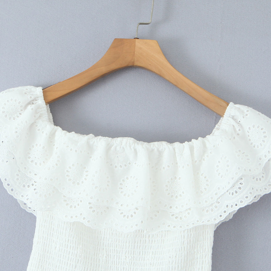 Dame Off-Shoulder Mini-Kjole lavet af høj kvalitet bomuld med rufledetaljer og elastisk taljeområde Stilla
