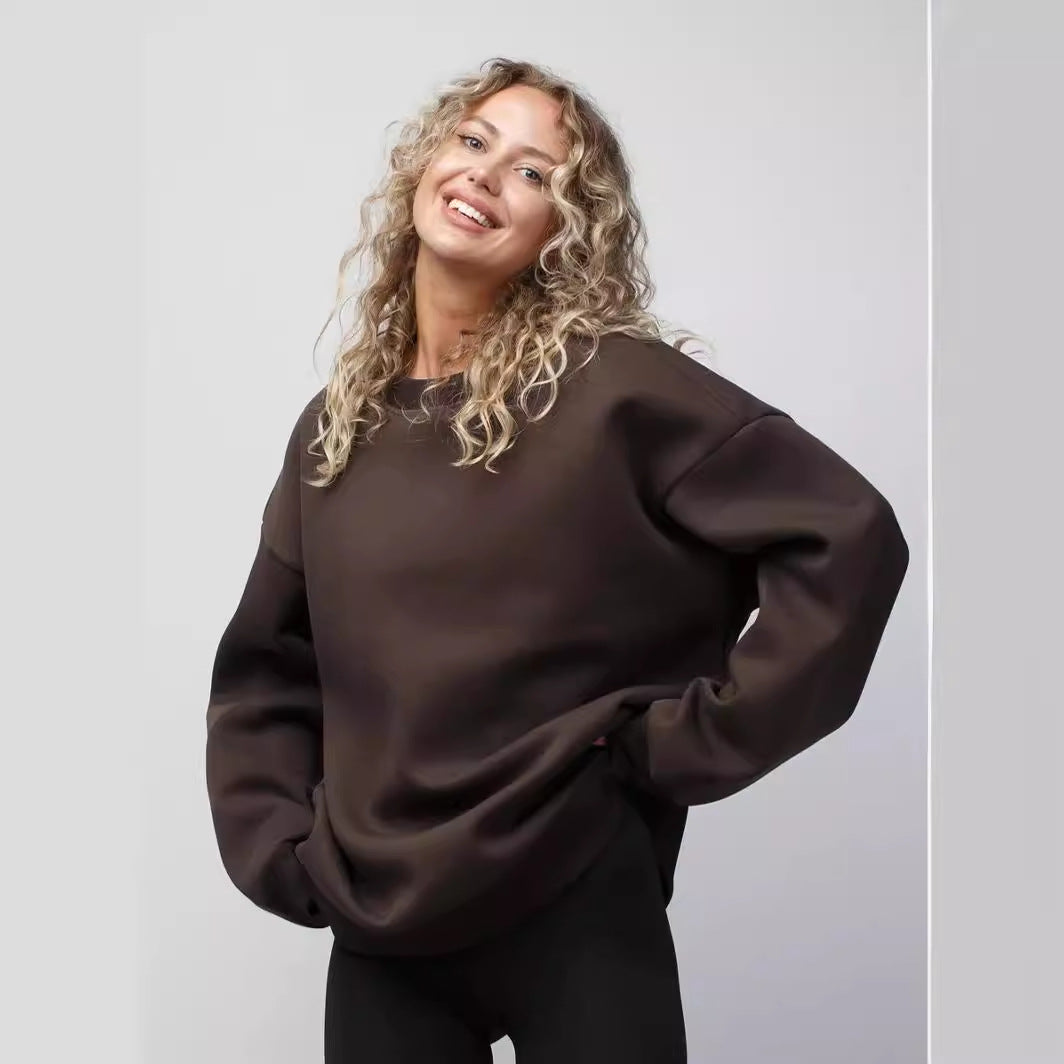 Kvinders afslappede sweatshirt med brede skuldre og blød foring Skovae