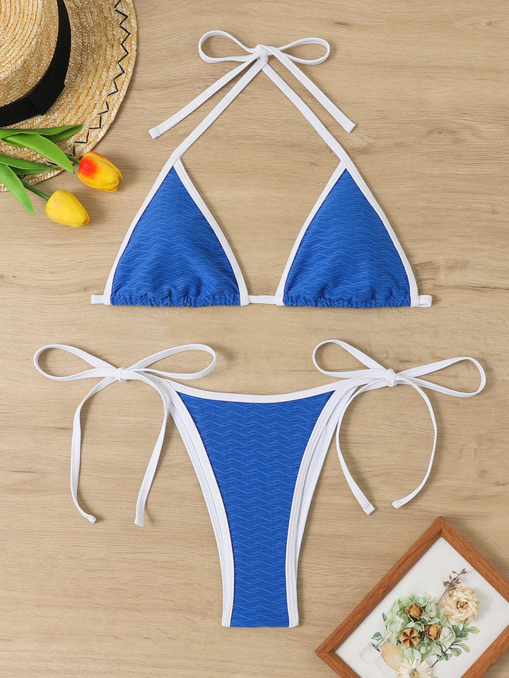 Dame Triangel-Bikini med raffinerede bindebånd og bølgete design Stilla