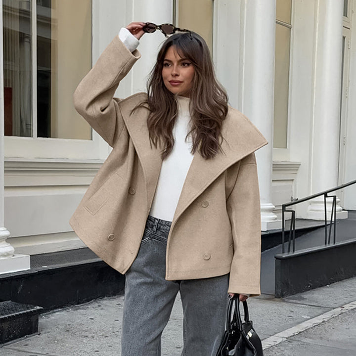 Damer oversized uldfrakke med elegant revers og dobbelt knaplukning Stilla