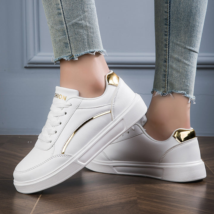Dame nan lavtskåret kunstlæder sneakers med holografisk hælbesætning Skovae