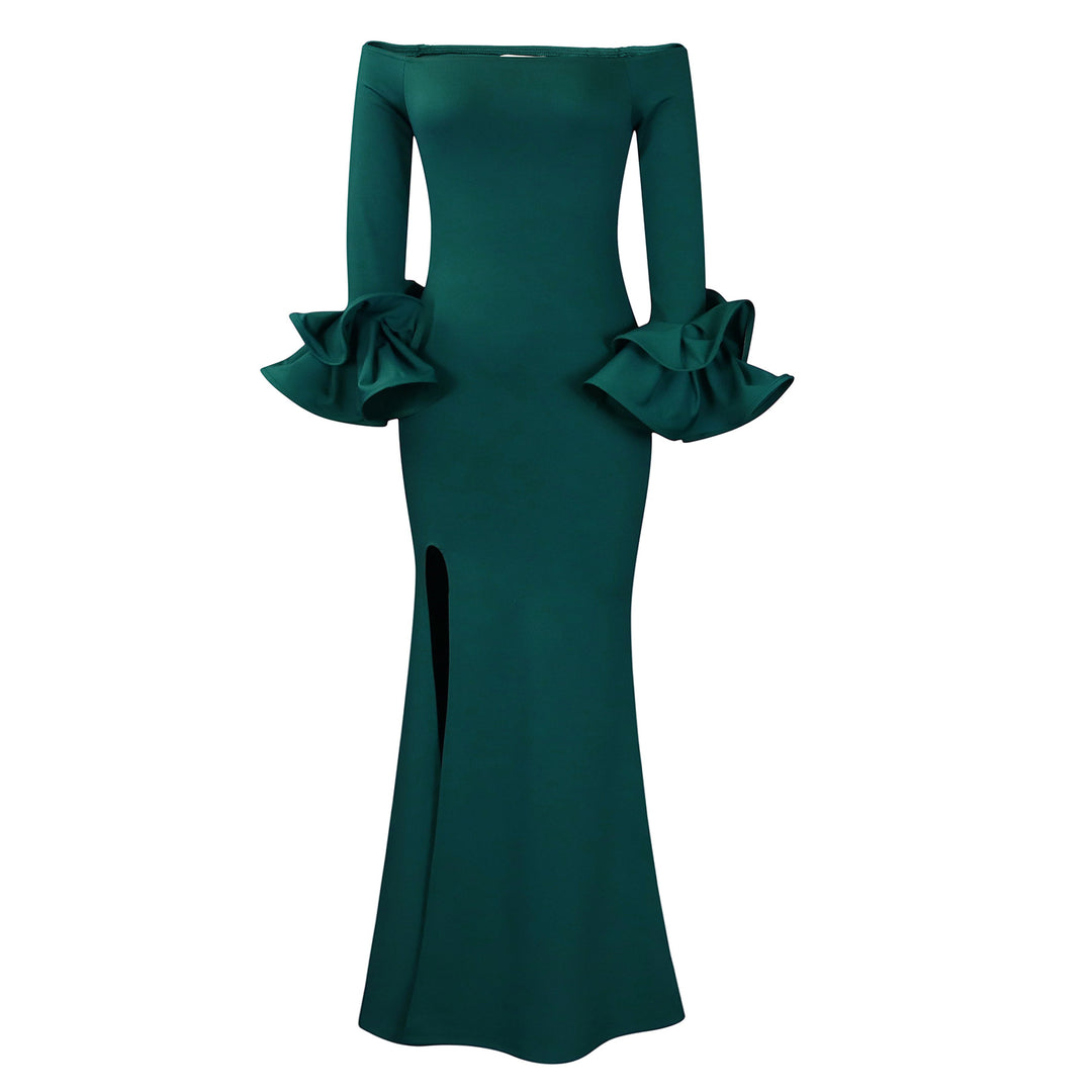 Dame Elegant aftenkjole med off-shoulder design og voluminøse ærmer Stilla