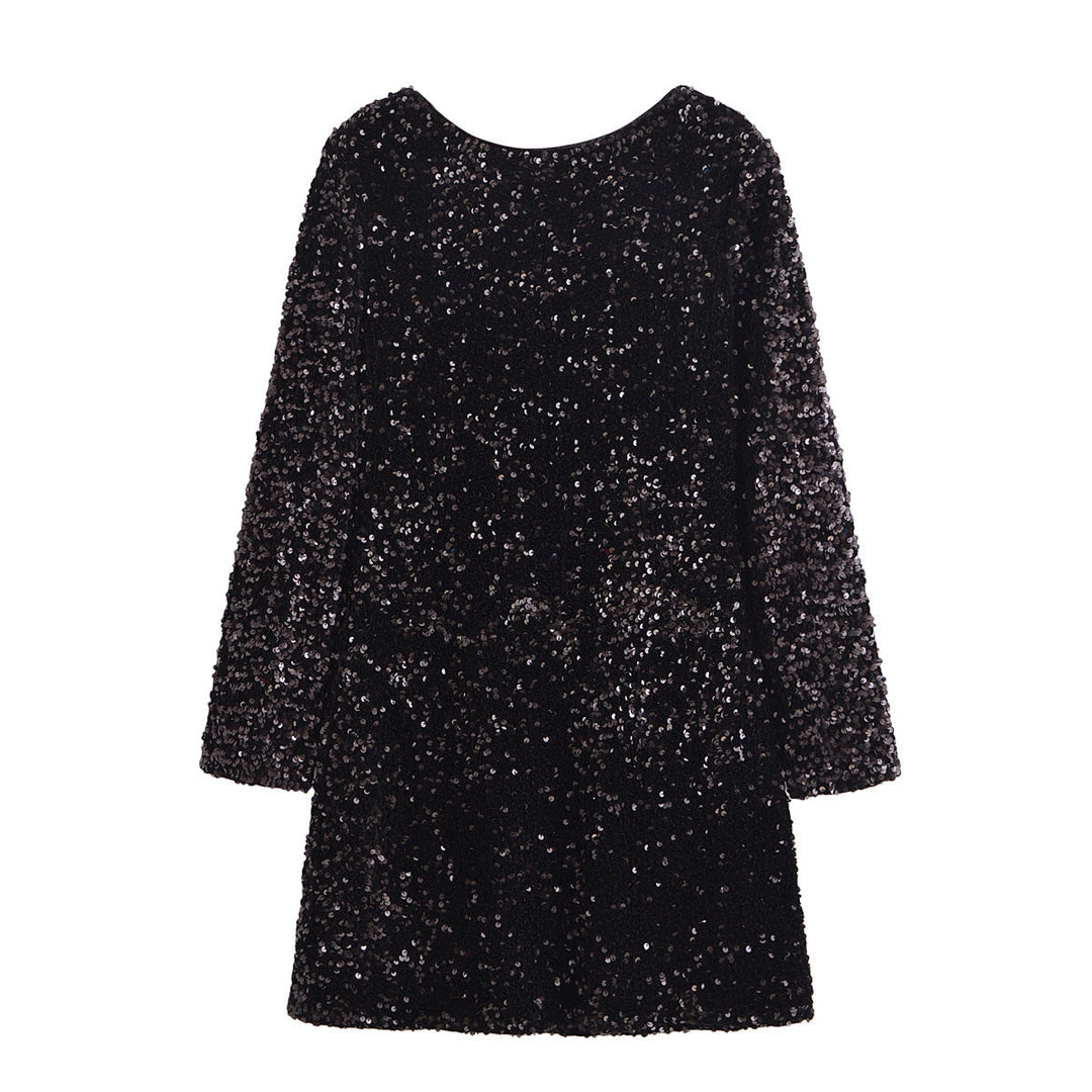 Stilla | Chic Rygfri Mini Kjole