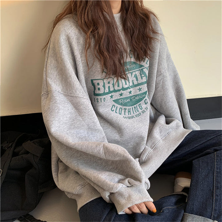 Femme Relaxed Graphic Sweatshirt Stilla