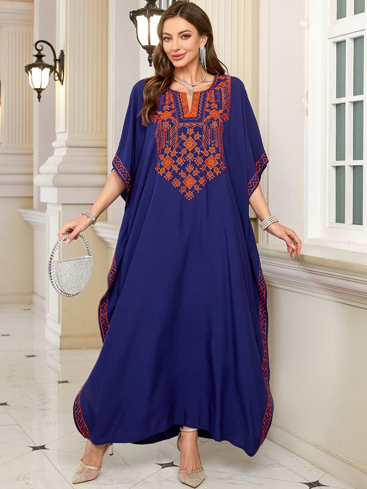 Dame kaftan med kunstnerisk broderimønster og sidelommer Stilla