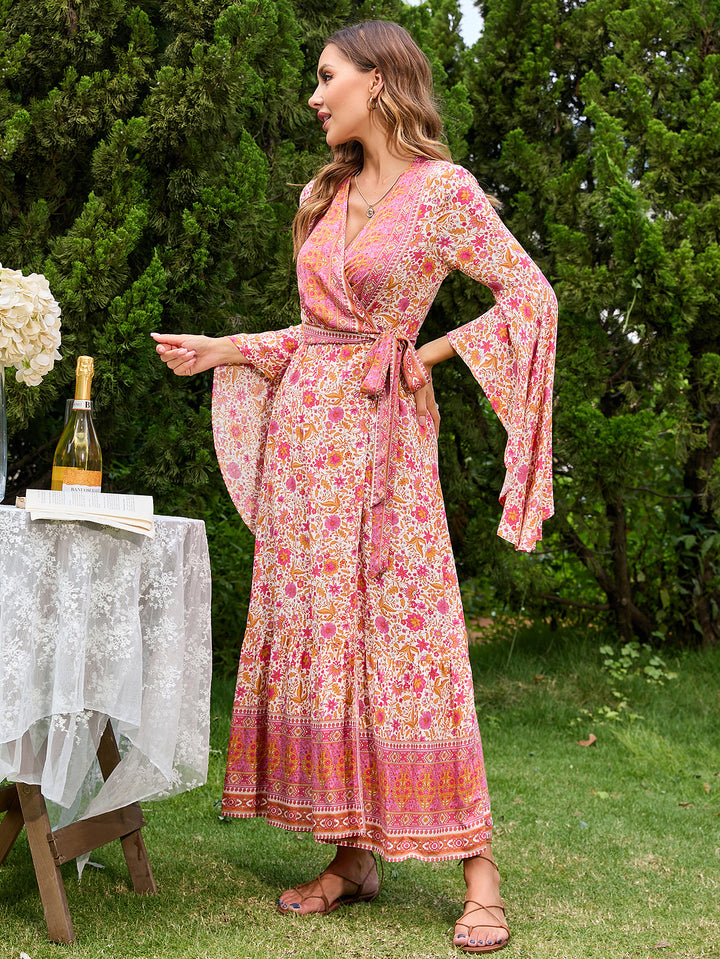 Dame maxikjole med blomsterdesign og elegant indpakning Stilla