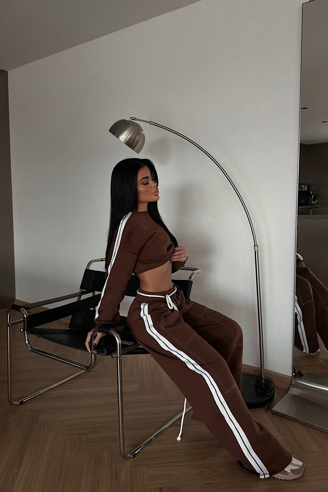 Kvinder Crop Sweater og Bred JoggingBukser Sæt Skovae
