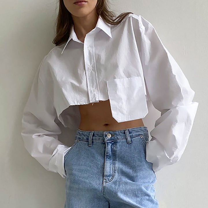 Dame Cropped Skjorte med bred pasform og praktisk brystlomme Stilla