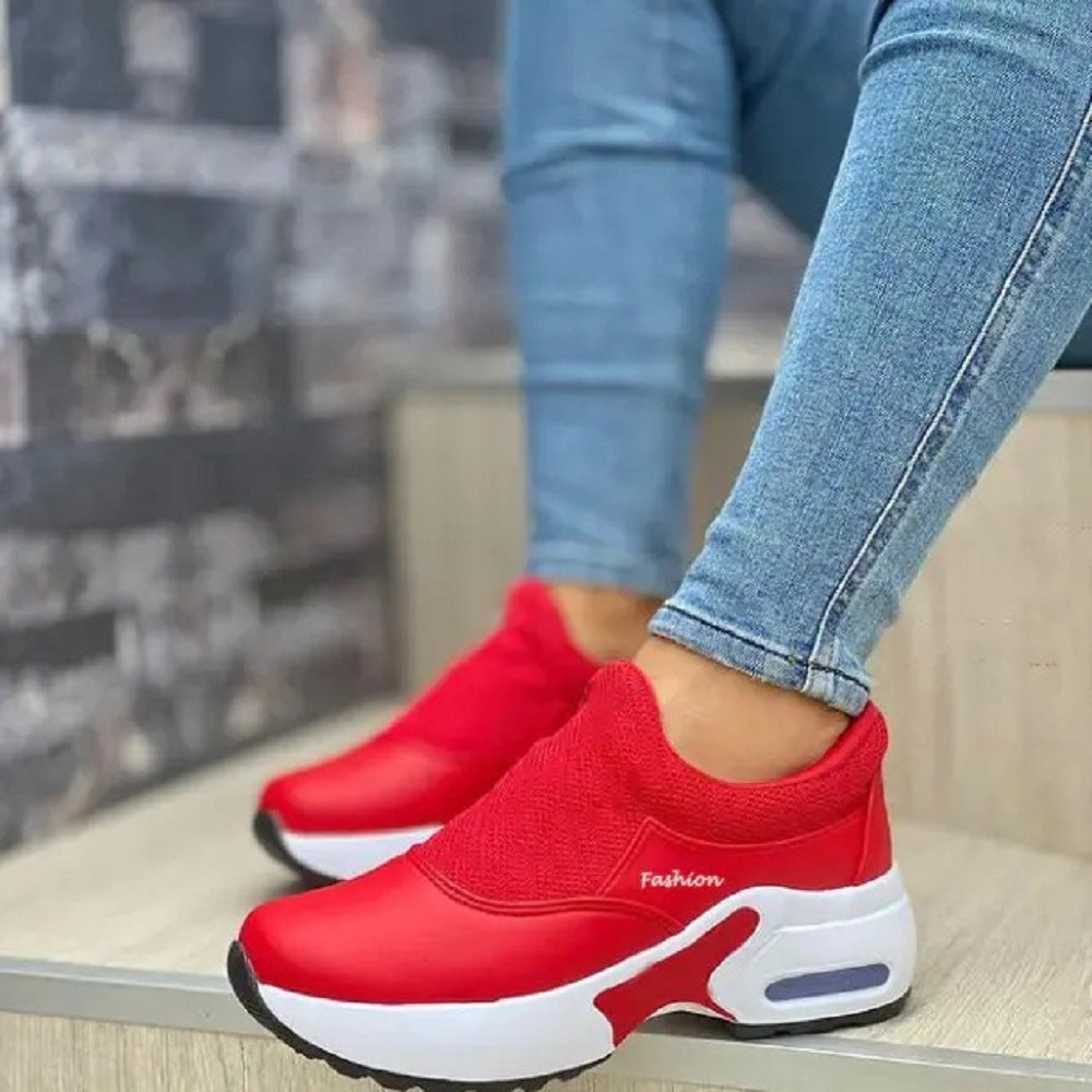 Dame mode Slip-On Sneakers med åndbart overmateriale og dæmpende sål Stilla
