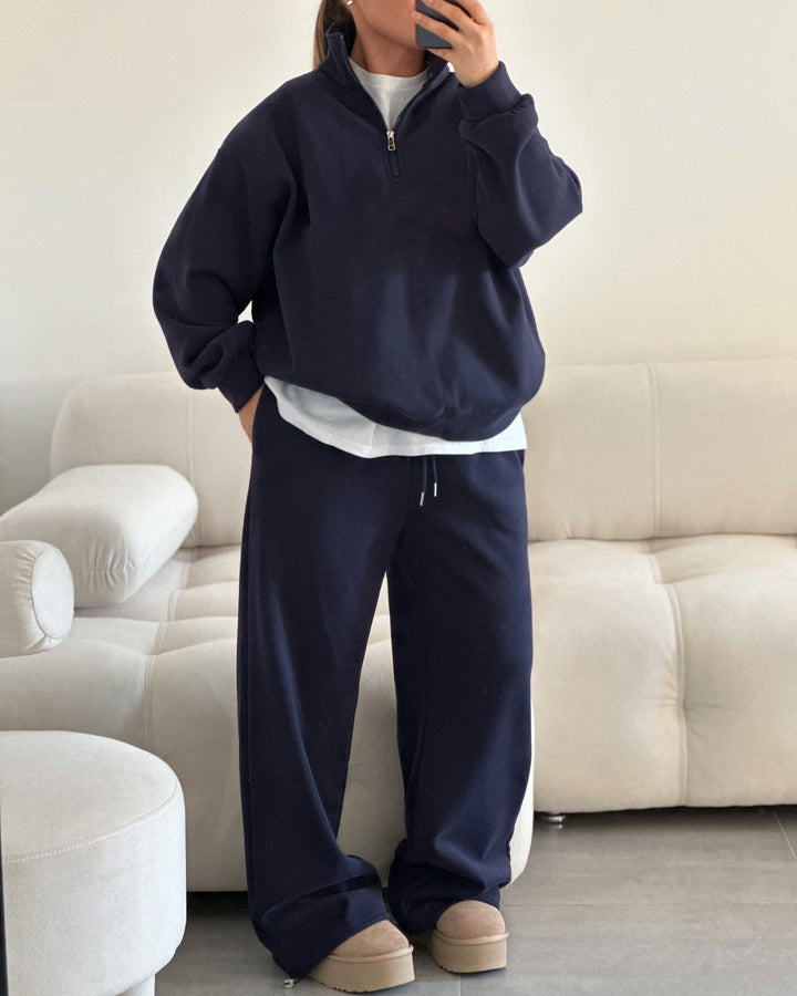 Kvindernes sporty zip trøje med høj krave og afslappet pasform Skovae