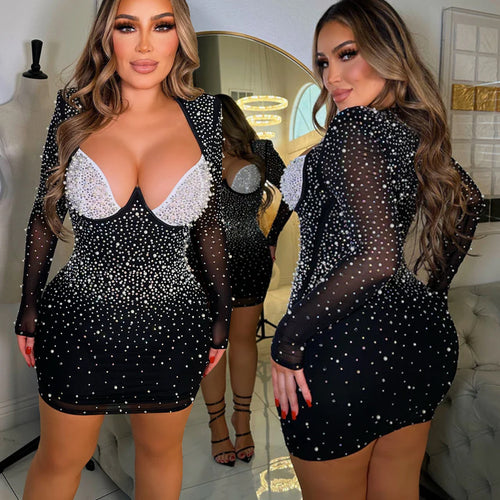 Dame Glitrende Bodycon-kjole med lange ærmer og dyb udskæring Stilla